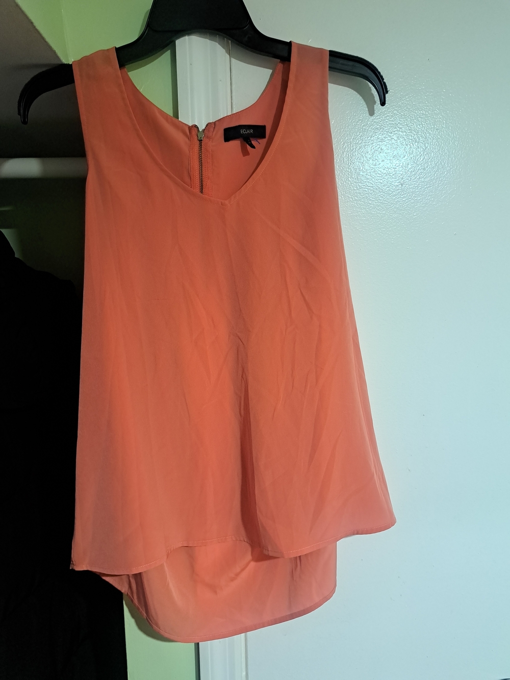 Eclair Coral Layered V-Neck Sleeveless Camisole